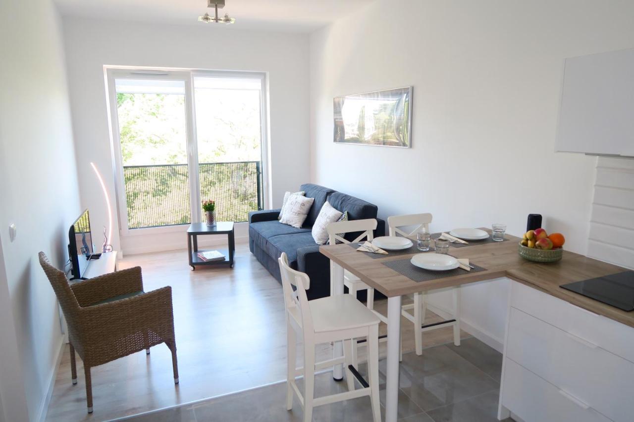 코워브제크 Bialy Apartament Centrum 아파트 외부 사진